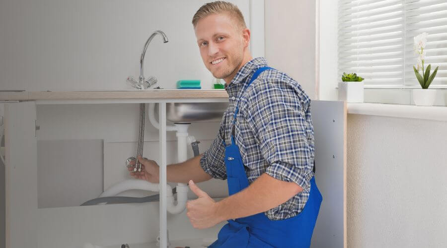 Expert burst pipe repair services in Eureka, KS